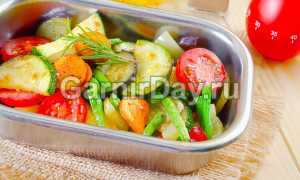 Тушеные овощи на сковороде