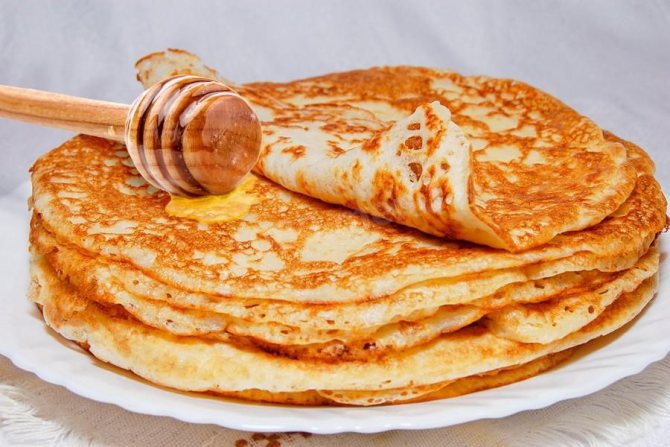 Блины на кислом молоке. Рецепты приготовления пышных блинов с дырочками этап 1