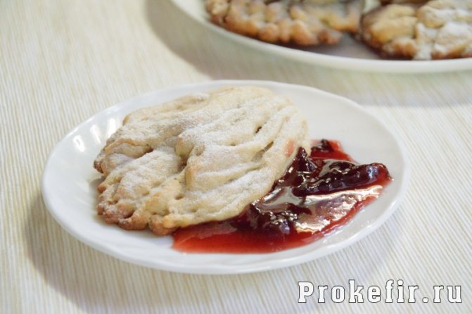 Печенье хризантема через мясорубку с кефиром