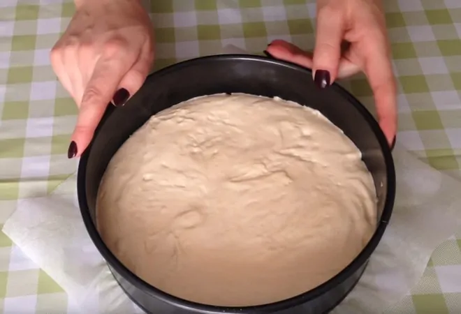 Пошаговый фоторецепт приготовления торта с вишней